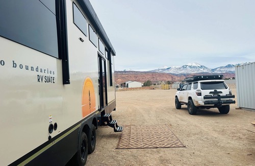 Moab South Valley House | 4,000 sq.ft. Jeep Shop Man Cave with Luxury Trailer