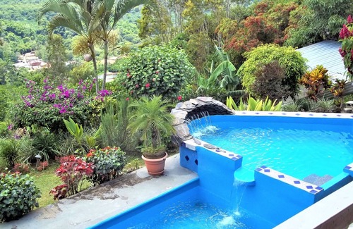 San Isidro House | 4/2 bed. 20 Min San Jose Airport. Best Central Valley Views !