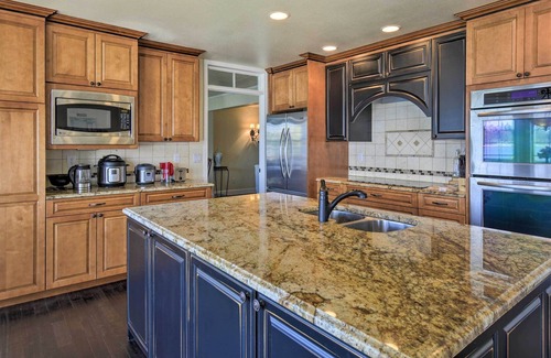 Retsil House | 4,200 Square Foot Beachfront Port Orchard Retreat!