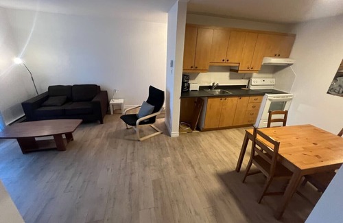 Les Rivieres Apartment | 4,5 tout équipé balcon parking