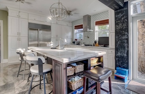 Bayshore Villa | 4/6bd SPACIOUS, Heart of Miami Beach! Mediterranean Villa w/Jacuzzi, HUGE YARD!