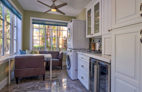 Bayshore Villa | 4/6bd SPACIOUS, Heart of Miami Beach! Mediterranean Villa w/Jacuzzi, HUGE YARD!