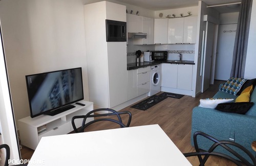 La Cote Radieuse Apartment | 4 assets: directly in the water, sea view, pool, parking