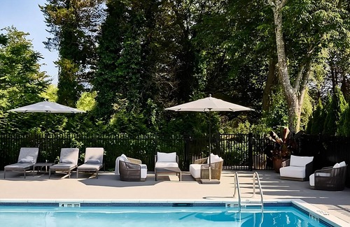 East Hampton North Hotel | 4 Atlantic King Suite at Journey East Hampton!