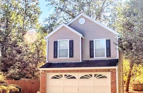 Clarkdale House | 4 bd Luxury King & Queen Suites - Mins to Marietta