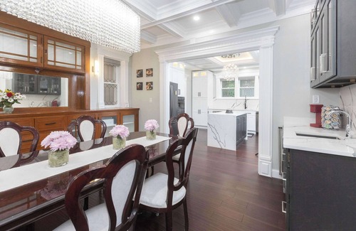 Lake Geneva House | 4 BDR Lake Geneva Estate Across from Beach!