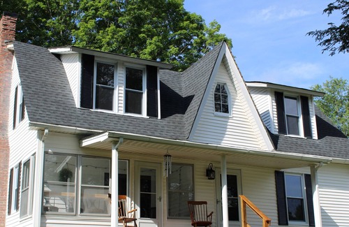 Whitetop Other | 4 Bdrm 2 Bth Farmhouse