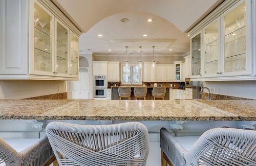 Beach Lagoon House | 4 Beach Lagoon Rd - GORGEOUS 6 bedroom home in Sea Pines & Private Pool