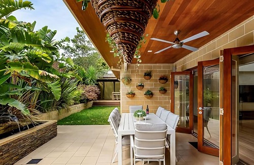 Capel Sound House | 4 Bed, 2 Bath, 2 Lounge room with incredible kitchen, alfresco dining and games room with pool table