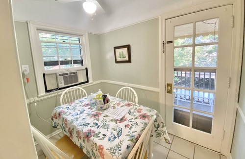 Shaker Heights House | 4 Bed/2Bath with Private Loft, Super Close to Shopping and Dining
