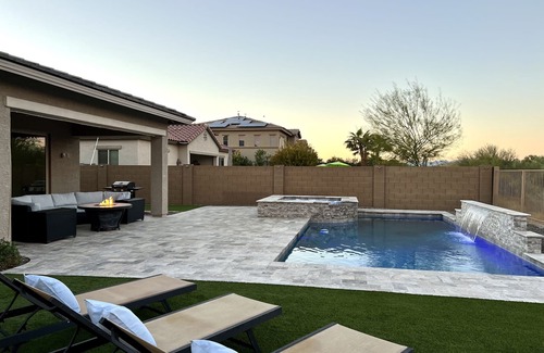 Estrella Mountain Ranch House | 4 bed 3.5 bath modern ranch home with private pool/spa and golf course view