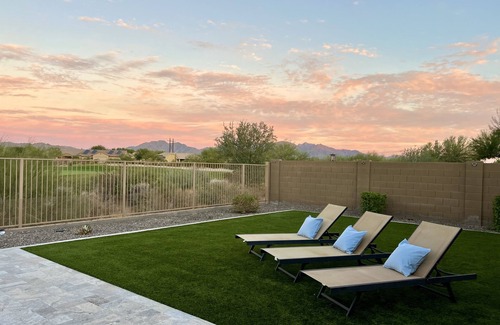 Estrella Mountain Ranch House | 4 bed 3.5 bath modern ranch home with private pool/spa and golf course view