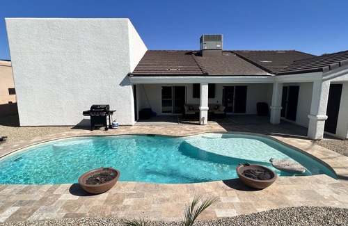 Lake Havasu City House | 4 bed 3 bath Havasu Getaway Lakeside of the highway ! 3 minutes to launch ramp