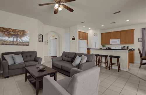 Kissimmee House | 4 Bed 3 Bath South Facing Pool Home with Spa 4986TV