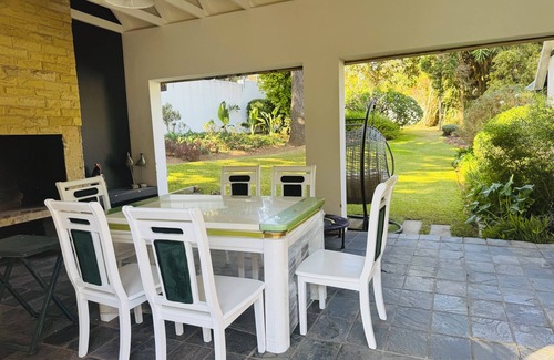 Greater Johannesburg Metropolitan Area House | 4 Bed Family Home with pool 5 minutes from Sandton City