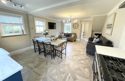 South Charlton House | 4 bed home in the centre of Alnwick with parking