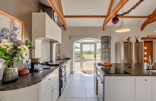 Hallington House | 4 Bed in Birtley 92410