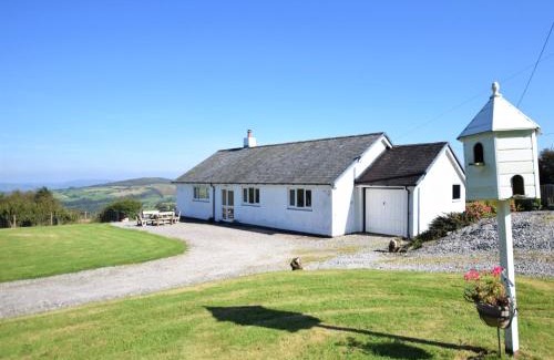 Denbigh House | 4 Bed in Denbigh 62368