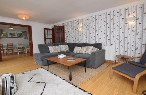 Netley House | 4 Bed in Netley 82920
