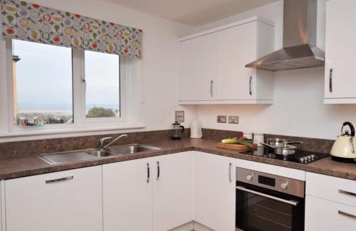 Westward Ho House | 4 Bed in Northam 53701