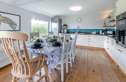 St Ives House | 4 Bed in St Ives oc-c33008