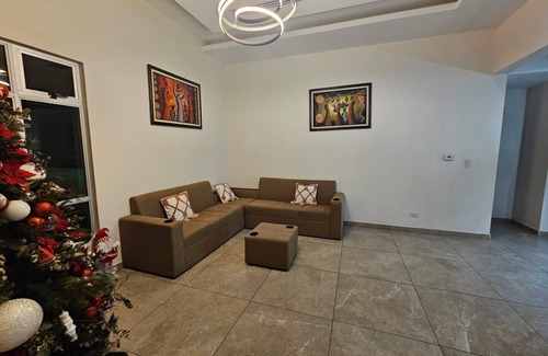 Canton Parrita House | 4-bedroom house in delightful Parrita Playa Bandera Puntarenas with WiFi, AC