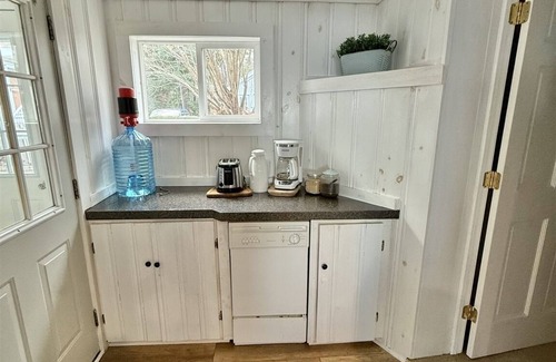 Sebago House | 4 BEDROOM 2.5 BATH LAKEFRONT HOME WITH 2 KITCHENS