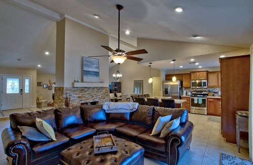 Shadowridge House | 4 bedroom, 2 bath, beautiful relaxing outdoor living with heated pool
