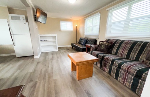 Anchor Bay Harbor Apartment | 4 Bedroom, 2 Bath, Sleeps 12, Boat Well, Close to boat launch and Selfridge ANG