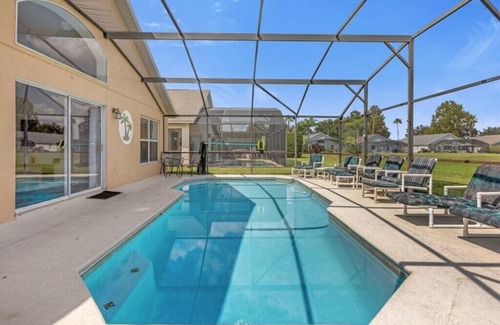 Westridge House | 4 Bedroom/2 Bathroom Manors Westridge (411 LD)