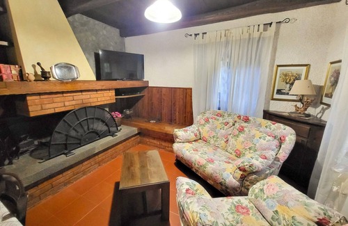 Camporgiano Other | 4 bedroom, 2 bathroom converted Mill house with private pool. Outdoor kitchen!