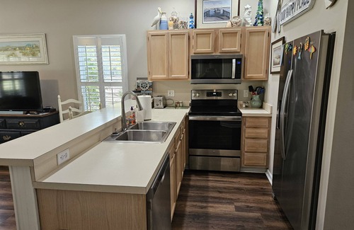 Sea Trail House | 4 Bedroom 2200 sq ft beautiful Sea Trail Golf Resort 5 minutes to ocean waves!