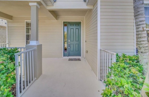 Trafalgar Village Villa | 4 Bedroom 3 Bath Pool Home Close To Disney 4972SS
