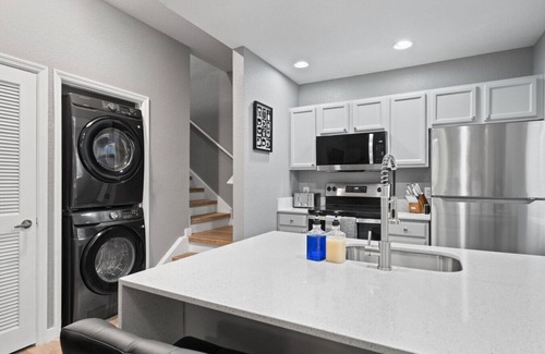 Kissimmee House | 4 Bedroom 3 Bathroom Villas At Seven Dwarfs 18-108