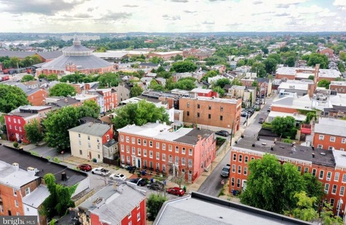 Downtown Baltimore House | 4 Bedroom 4 Full Bathroom Near Downtown with FREE parking