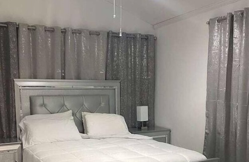 Margate Apartment | 4 Bedroom 702118 by Houzlet