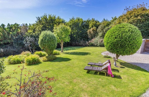 Coverack Cottage | 4 bedroom accommodation in Helston & The lizard