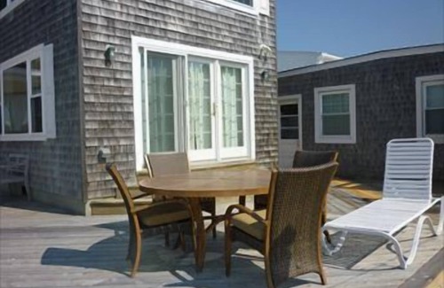 Beach Haven Gardens House | 4 bedroom accommodation in Beach Haven Gardens
