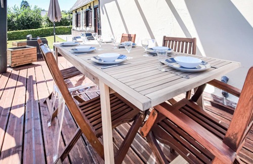 Haudricourt Au Bois House | 4 bedroom accommodation in Haudricourt Aubois