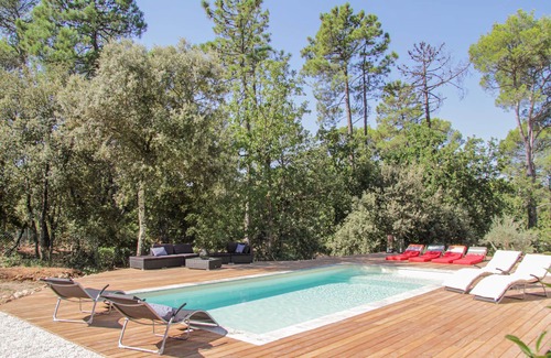 Sillans-la Cascade House | 4 bedroom accommodation in Sillans La Cascade