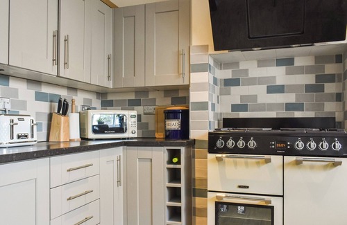 Scarborough Cottage | 4 bedroom accommodation in Scarborough