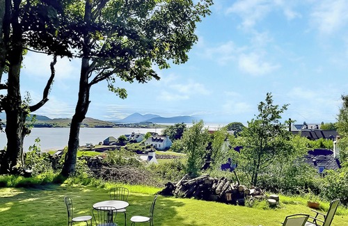 Breakish Cottage | 4 bedroom accommodation in Applecross