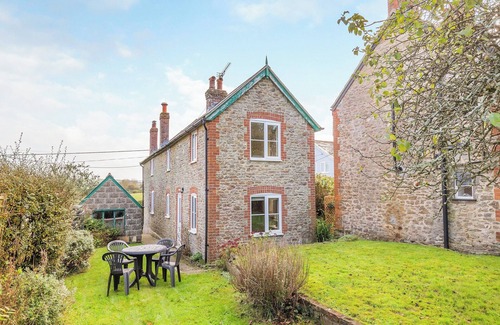 Puncknowle Cottage | 4 bedroom accommodation in Puncknowle