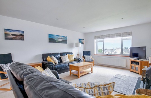 Edern Cottage | 4 bedroom accommodation in Morfa Nefyn, Pwllheli