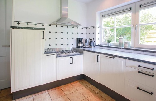 Municipality of Stadskanaal House | 4 bedroom accommodation in Onstwedde