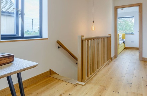 Irstead Cottage | 4 bedroom accommodation in Fleggburgh, near Great Yarmouth