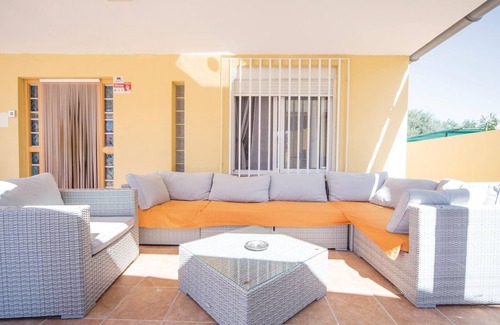 Lliria House | 4 bedroom accommodation in Llíria