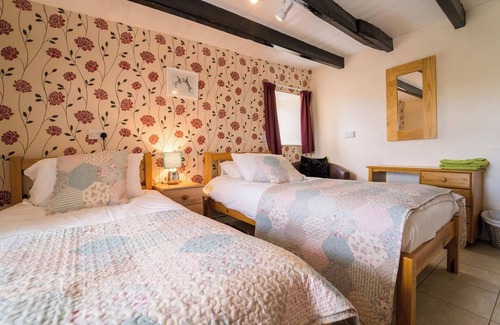 Amroth Cottage | 4 bedroom accommodation in Amroth