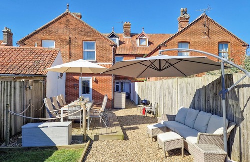 Bacton Cottage | 4 bedroom accommodation in Bacton