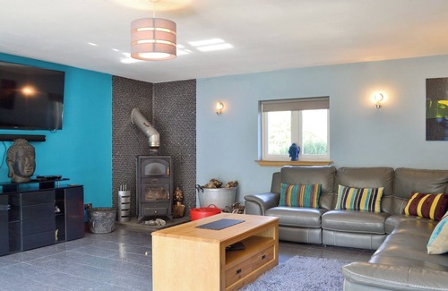 Dunoon Cottage | 4 bedroom accommodation in Glen Massan, near Dunoon